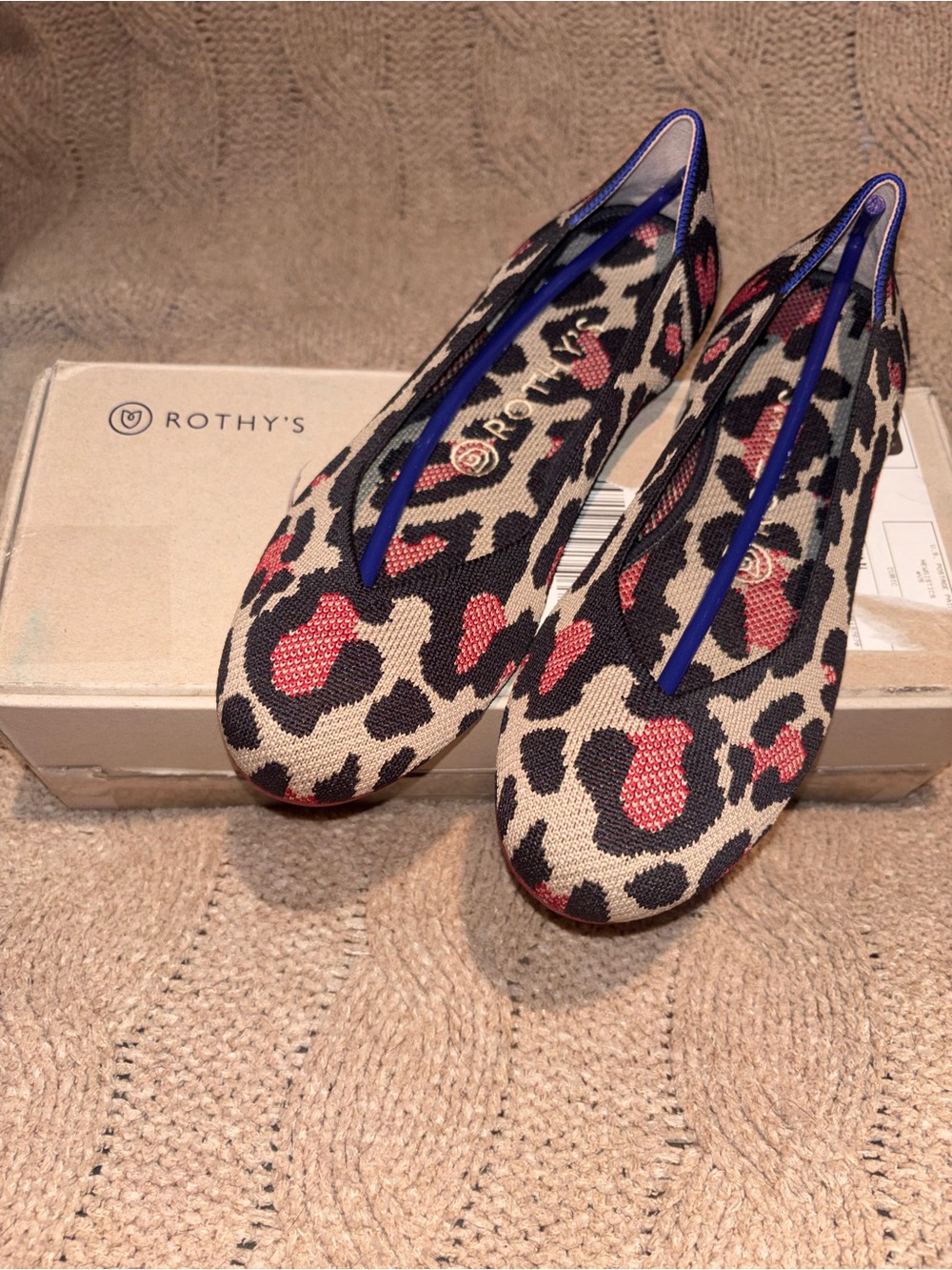 Rothy’s The Flat Leopard Print Red Cat Black Tan Knit Flats Size 8 US